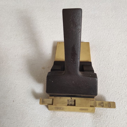 Vintage hole punch heavy-duty used