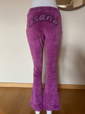 Βελούδινη φόρμα Mymoo M σαν καινούργιο, μωβ με στρας Asana