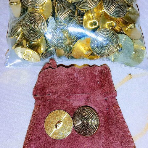 Vintage μεταλλικά κουμπιά καινούργια, πακέτο 150 με ρετρό σπειροειδή σχέδιο