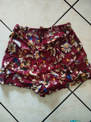 Stradivarius boho summer shorts floral, like new, multicolor