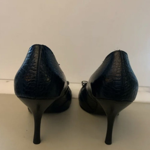 Kalogirou leather black pumps size 38 like new
