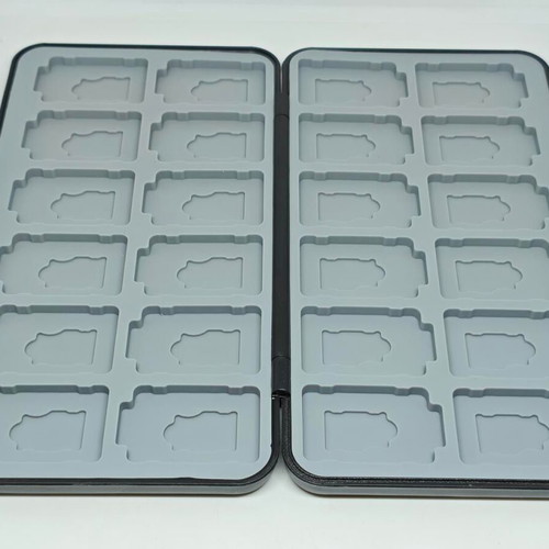 Nintendo Switch Card Case Retro Game Boy Design like new