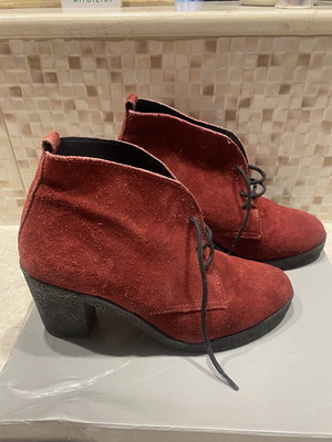 Nikolas ankle boots, red, size 38