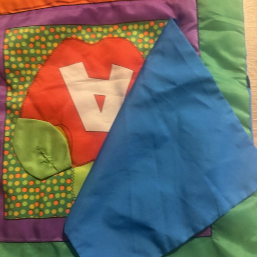 Activity mat used, 70x102 cm