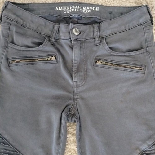 American Eagle pants like new, size US 8, black and gray