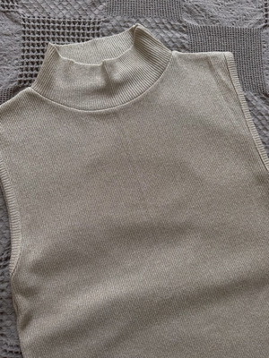 Sleeveless vest with gold knit, beige, size S