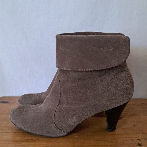 Tamaris suede ankle boots, beige, size 39, low heel