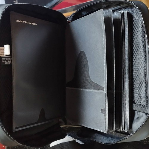 Body Glove CD case new