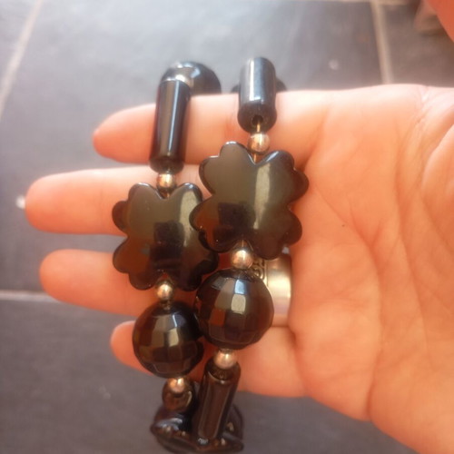 Necklace with black lightweight beads, like new