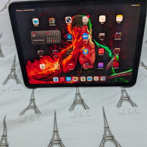 Ipad Air M2 2024 Wifi + E-sim in very good condition