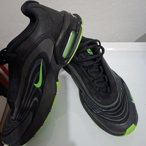 Nike Air Max Fire men's shoes size 44 like new, black and green