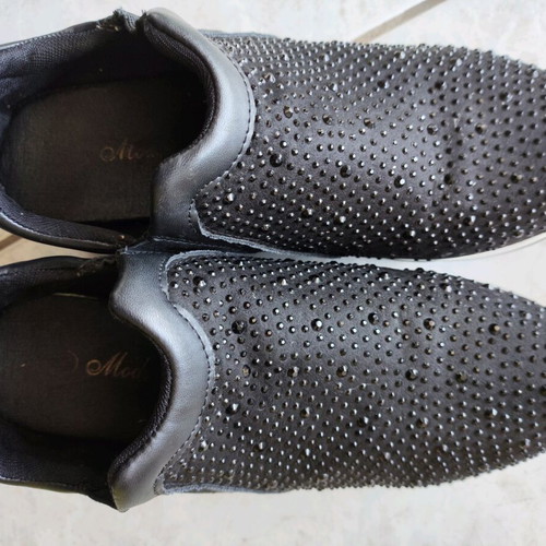 Black women's sneakers with rhinestone effect like new