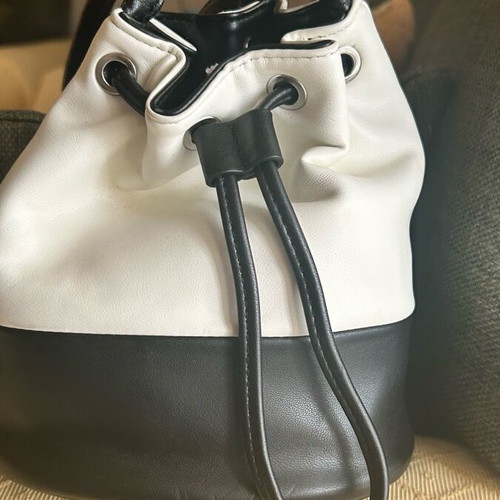 Leatherette crossbody bag black and white like new