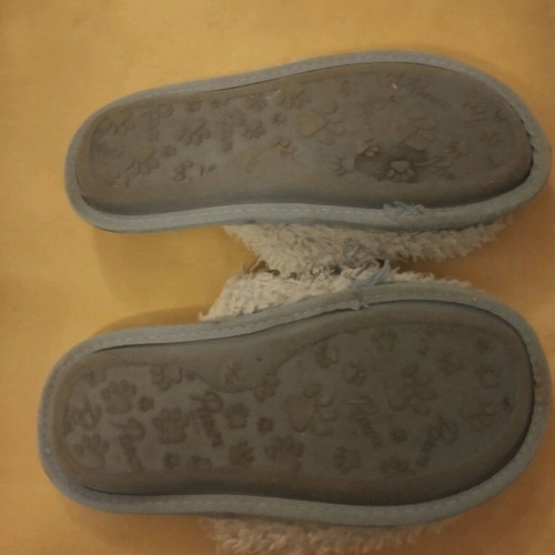 Frozen Parex slippers like new, size 30-31, winter indoor