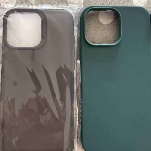 IPhone 16 Pro Max set accessories with 6 cases, 2 screen protectors, and magnetic stand new