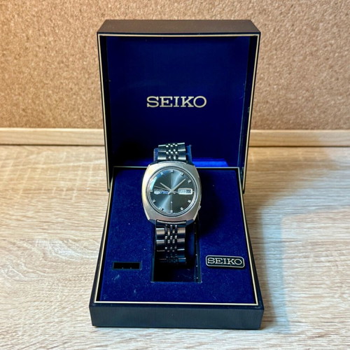Seiko 5 6119-7083 vintage like new, gray