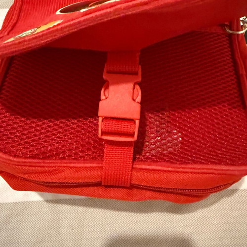 Pucca Funny Lovestory crossbody bag red like new