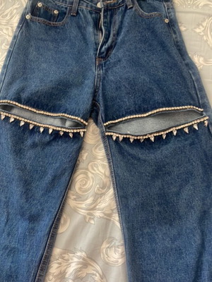 Mochy jeans XS με κρύσταλλα σαν καινούριο