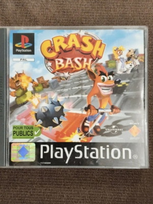 Crash Bash PS1 game with manual