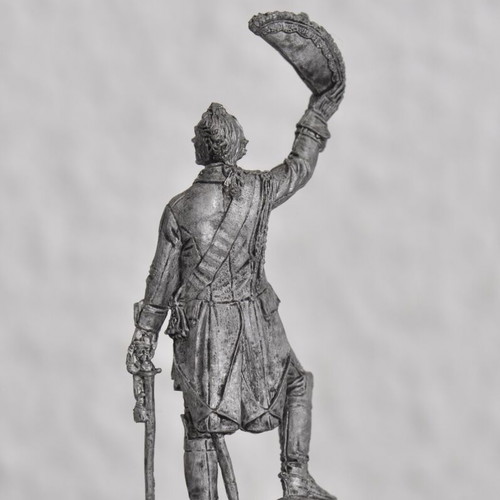 Lead soldier figure 6.5 like new