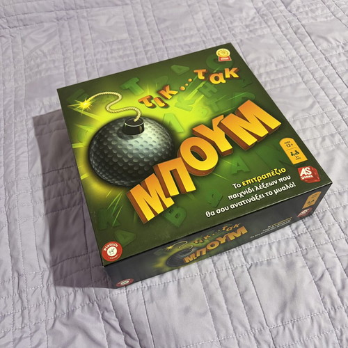Tic Tac Boom board game like new