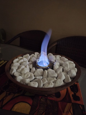DIY Tabletop Bioethanol Fireplace like new, wood and bamboo with white stone decor