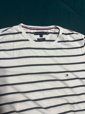 Tommy Hilfiger striped T-shirt like new, size M, black and white