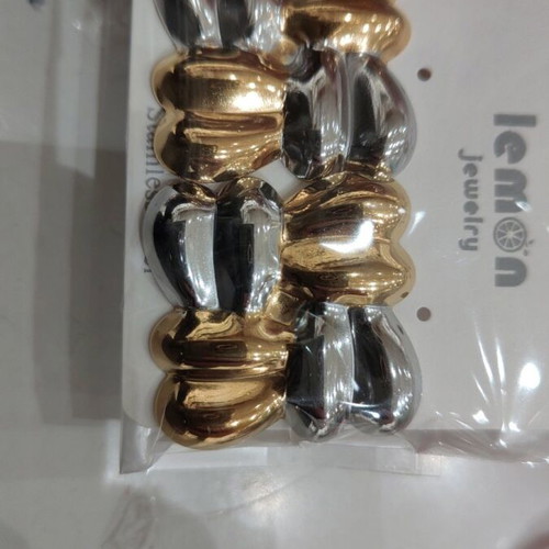Stainless steel earrings new, gold and silver color