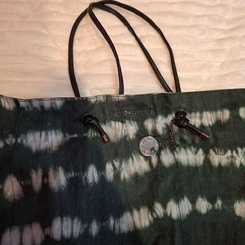 Kendall + Kylie shoulder bag new green shopper