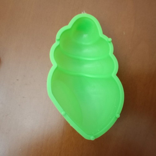 Children's Sand and Bath Molds Set of 5 Like New