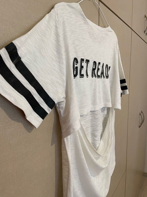 Oversized T-shirt Pink Woman used, semi-transparent, black and white, size M