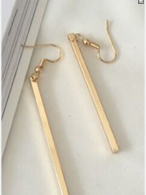 Noris earrings new, stylish gold tone
