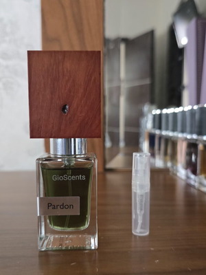 Nasomatto Pardon 2ml new, dark chocolate and oud fragrance