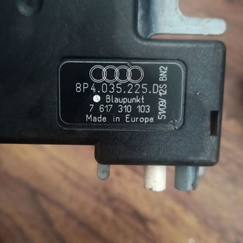 Audi A3 antenna amplifier used 8P4035225D (2003-2012)
