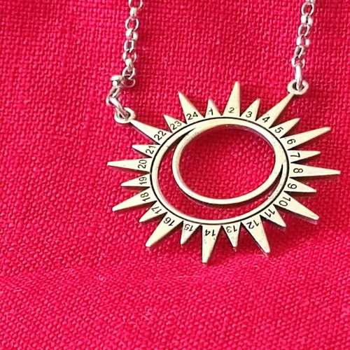Silver pendant 925 with integrated 925 chain, like new