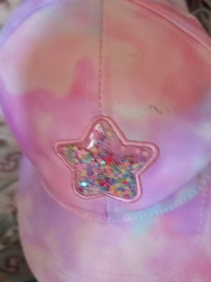 Girls' hat with star design like new, size 52, from Jumbo