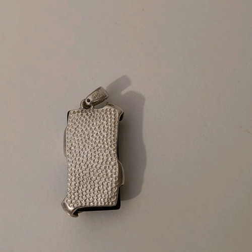 Pendant used 925 silver with stone