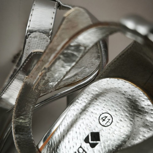 Silver sandals size 41 like new with strass and ankle strap