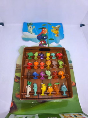 Stikita toy figures set