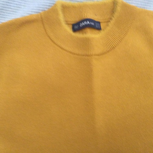 Zara knitted mustard blouse like new, size M