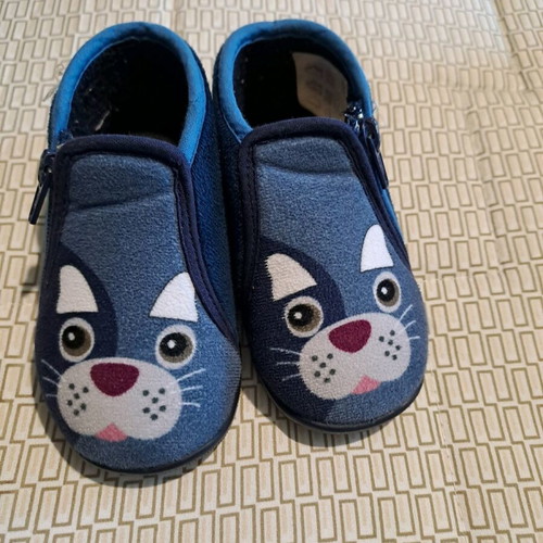 comfy slippers