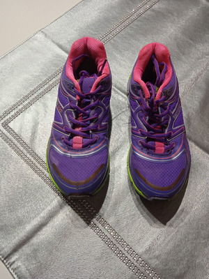 Karrimor athletic shoes used, size 37, purple