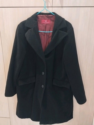 Black Dinomoda coat used, size L, with burgundy lining