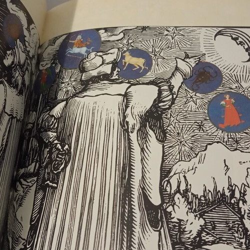 Wizards and Witches book like new, Greek edition