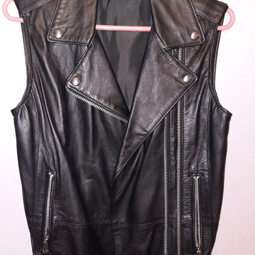 Rossodisera leather sleeveless vest like new, size S, black