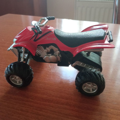 Toy car with motion like new, 4 wheels