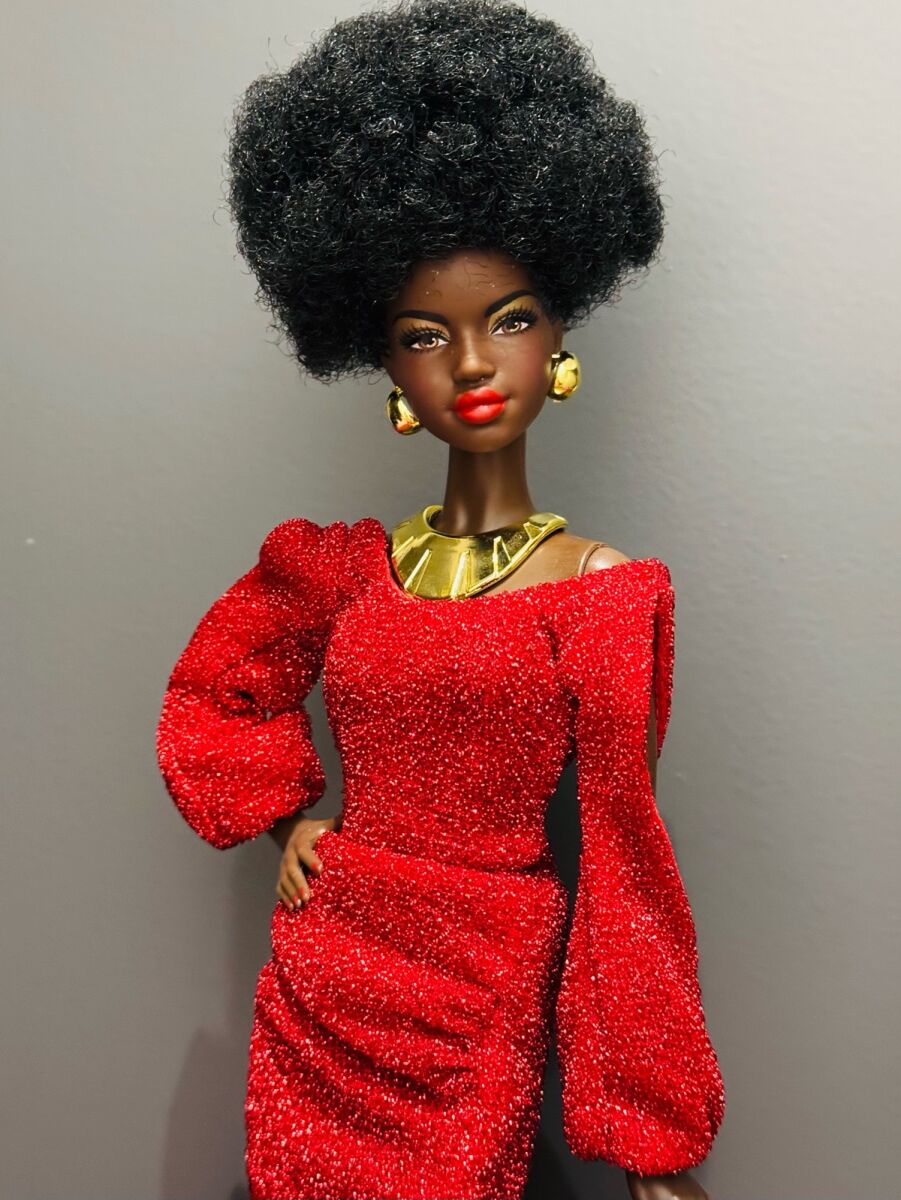 Black Barbie 40th Anniversary Collector… - € 80,00 - Vendora.gr