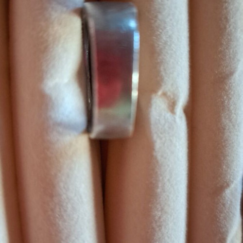 Silver ring with blue stones like new