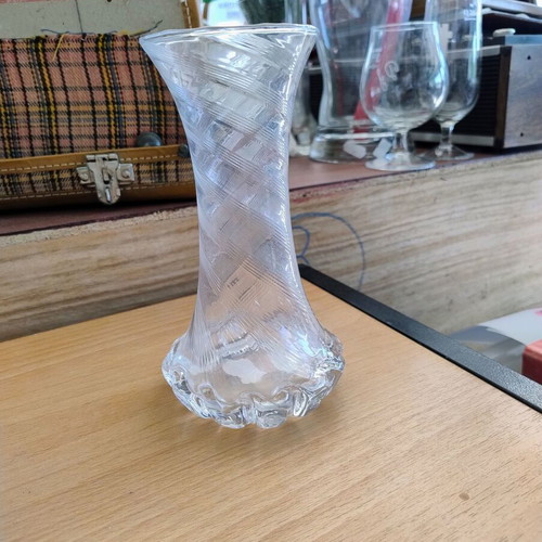 Decorative vase used, height 17.8 cm, diameter 7.6 cm, K9