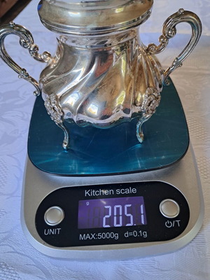 Silver sugar bowl 800 grade like new, excellent craftsmanship